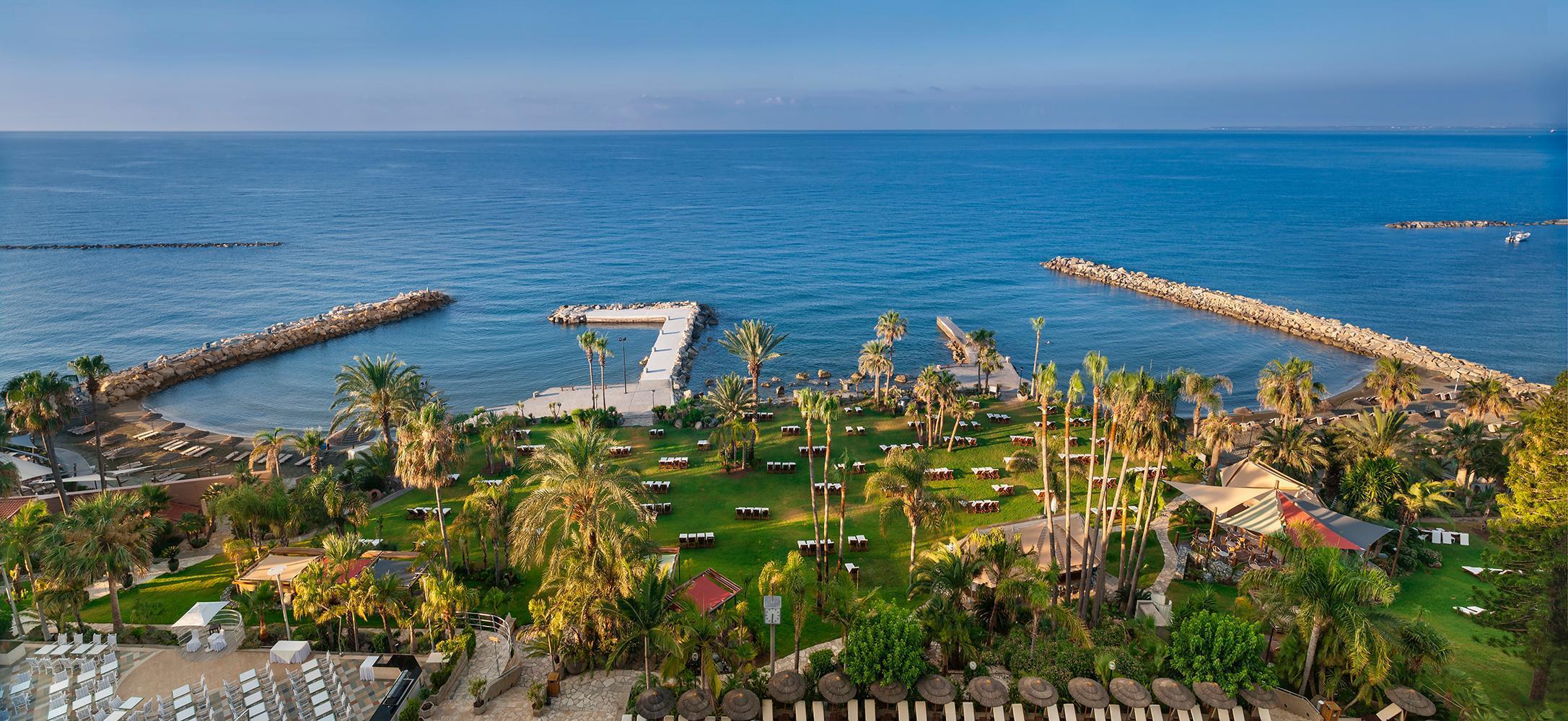아마투스 비치 호텔 리마솔 레메소스 외부 사진 The Mediterranean Sea at the Dan Hotel, Tel Aviv
